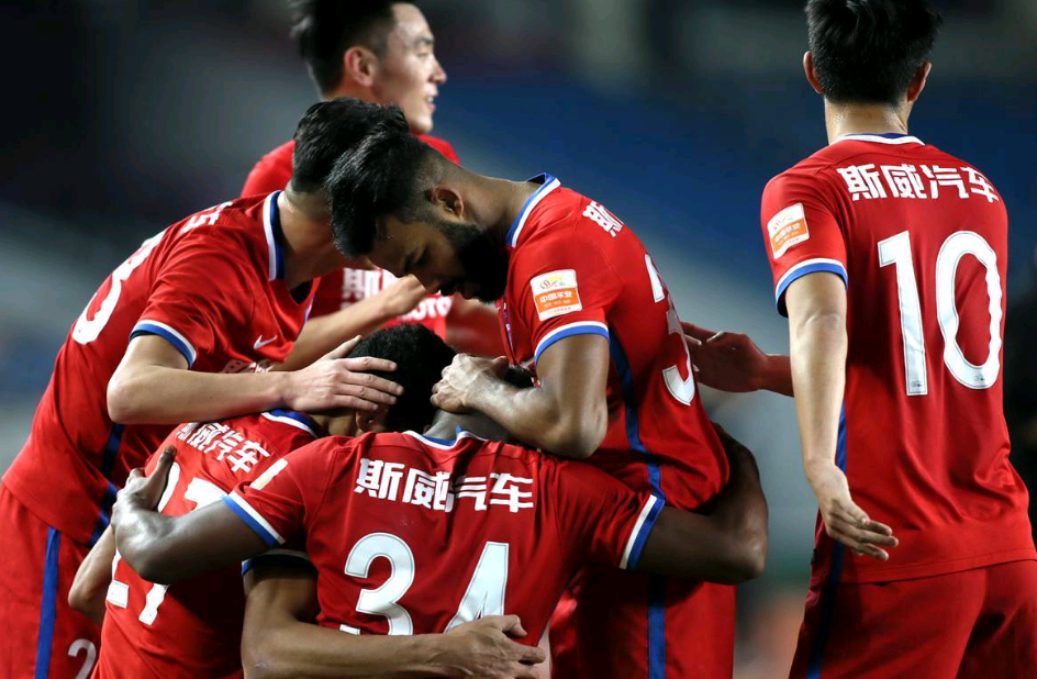 关于贵州恒丰绝杀主场取胜，振奋球迷士气！的信息