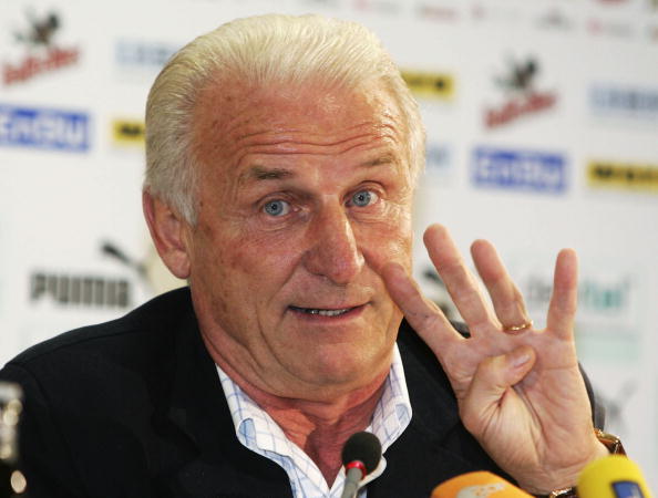 斯图加特丢分,主帅面临压力增加的简单介绍 斯图加特丢分,主帅面临压力增加的简单介绍