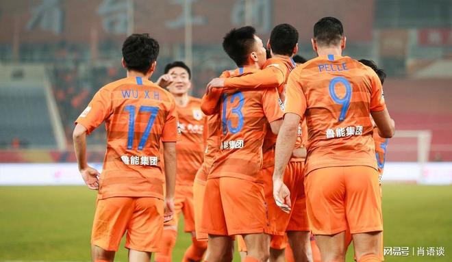 鲁能球员备战，为夺冠再次冲刺