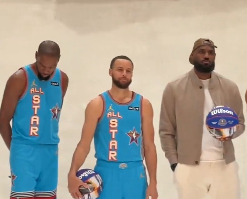 篮球职业联赛:詹姆斯入选全明星阵容 篮球职业联赛:詹姆斯入选全明星阵容