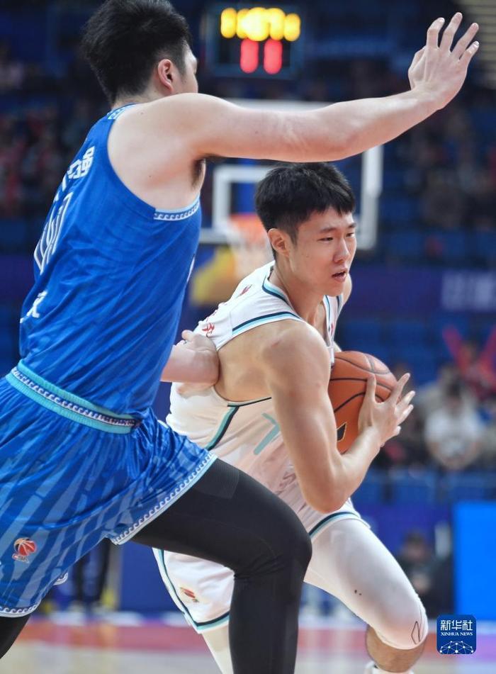 云南队士气高涨战胜四川金强队