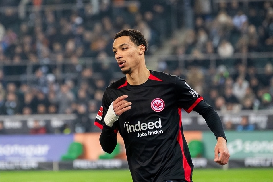 法兰克福联队客场击败对手，积分有所提升