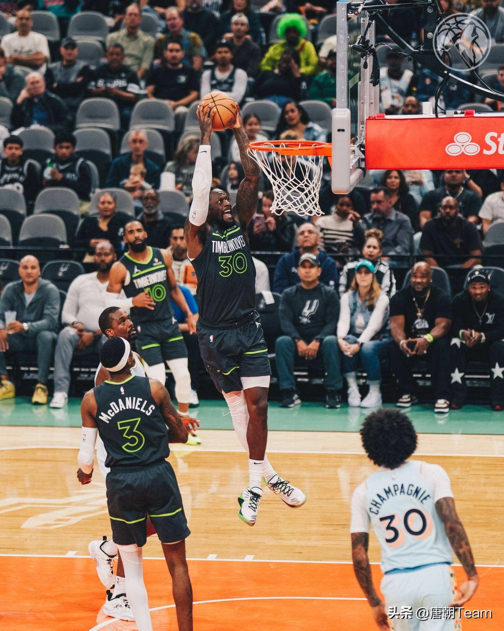 开拓者再胜马刺，取得五连胜