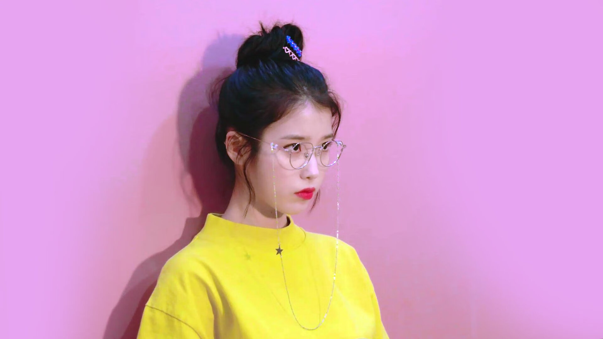 蓝色风暴席卷伯纳乌，坎特加冕夜色君王