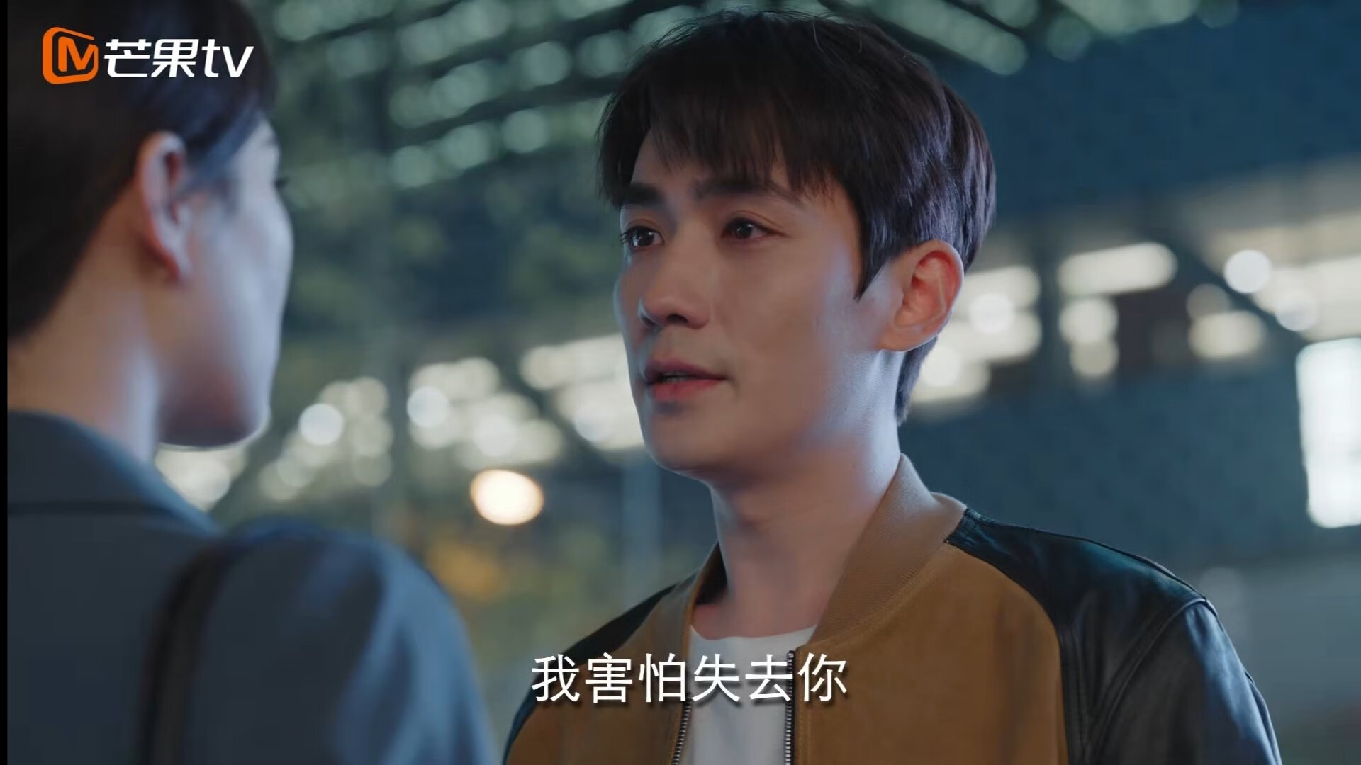 东决关键战焦点战，山西队连续得分压制国王，团队篮球闪耀国际舞台