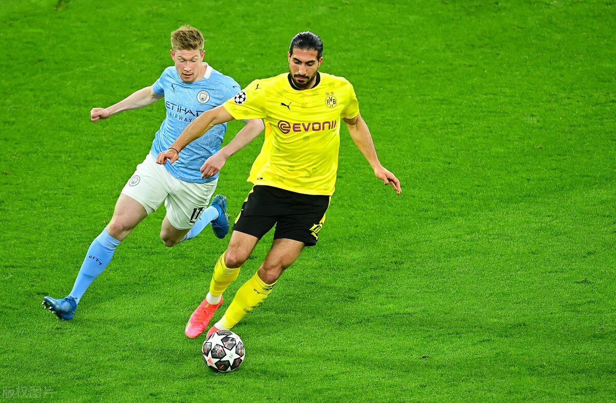 瑞士完胜尤文，阿坎吉在欧冠决赛接管比赛